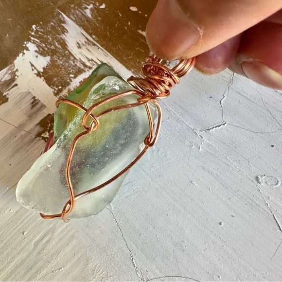 Handmade OOAK Glass Pendant Necklace original Art assemblage - Picture 7 of 9